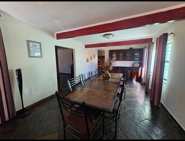 4 BEDROOM HOUSE FOR SALE IN LINDEQUESDRIF